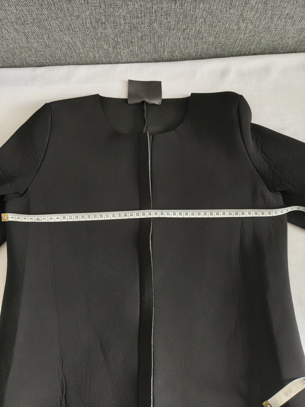 ES Givien Zakiet damski czarny neopren oversize zamek r. M