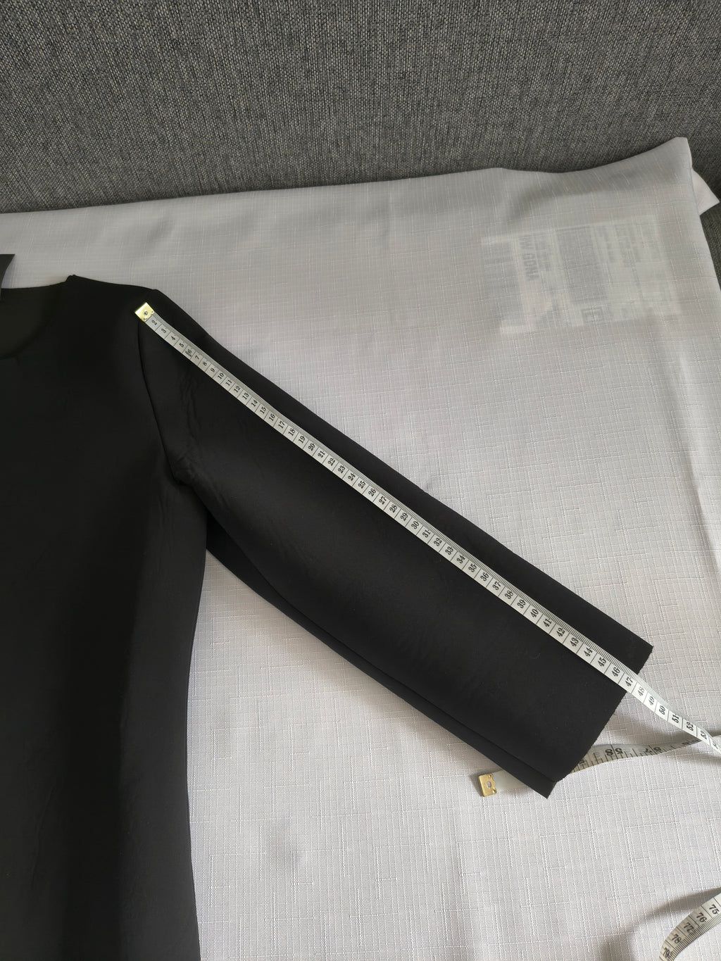 ES Givien Zakiet damski czarny neopren oversize zamek r. M
