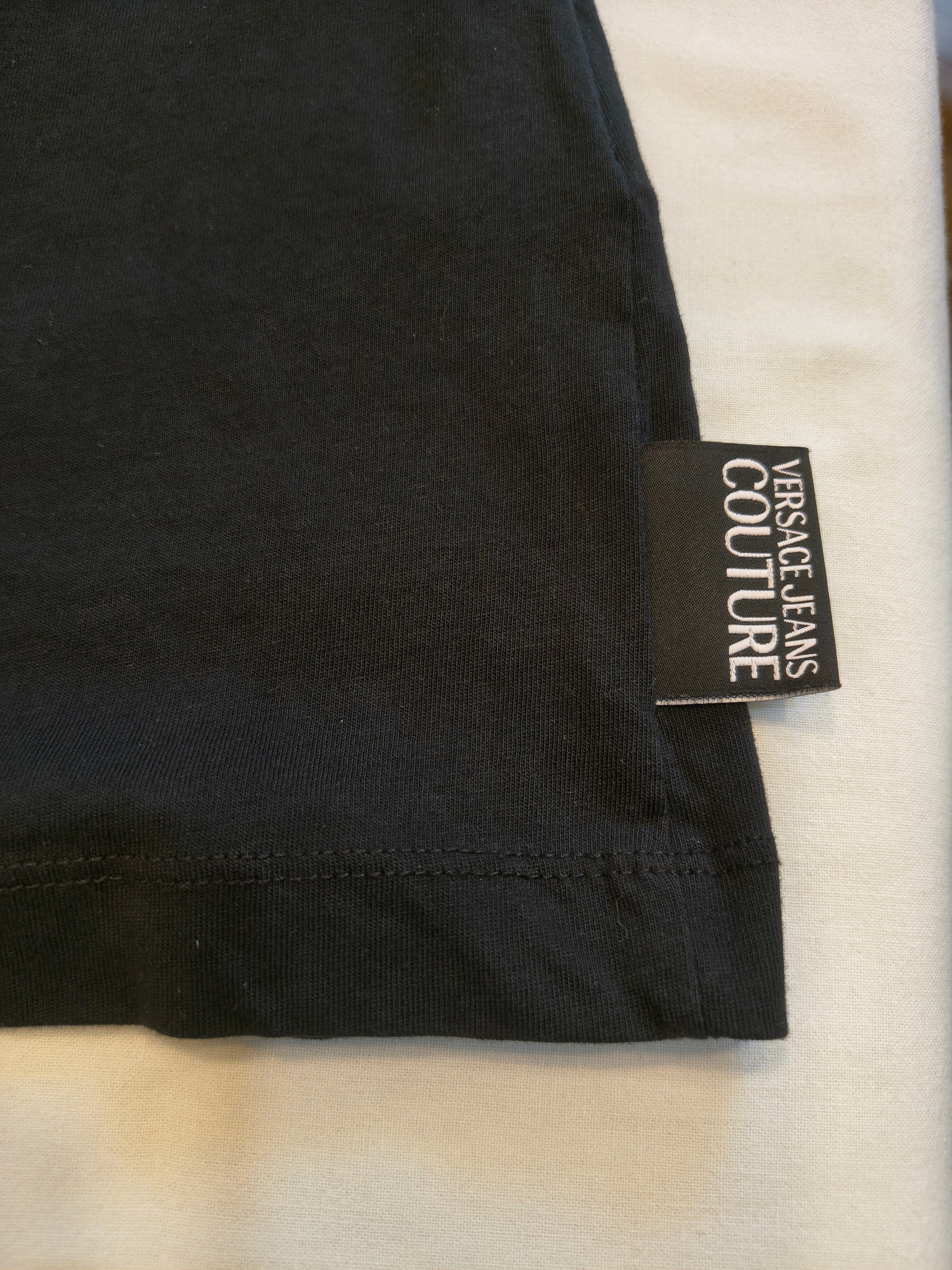 Versace Jeans Couture T-shirt damski czarny zloty napis Milano 1988 r. XS